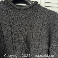 MaxSold Auction: Vintage Irish Homecraft Fisherman sweater - M - Toronto (Ontario, Canada) SELLER MANAGED Reseller Online Auction - Greengrove Crescent