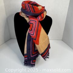 MaxSold Auction: Vintage mod design oblong scarf - Toronto (Ontario, Canada) SELLER MANAGED Reseller Online Auction - Greengrove Crescent