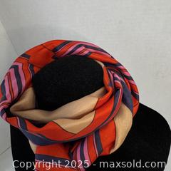 MaxSold Auction: Vintage mod design oblong scarf - Toronto (Ontario, Canada) SELLER MANAGED Reseller Online Auction - Greengrove Crescent