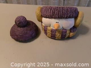 MaxSold Auction: Ceramic Snowman Cookie Jar - Covington (Georgia, USA) SELLER MANAGED Downsizing Online Auction - Queensland Lane