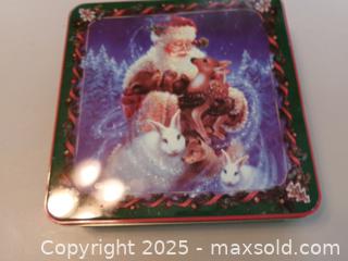 MaxSold Auction: COLLECTORS Santa Plate COA - Covington (Georgia, USA) SELLER MANAGED Downsizing Online Auction - Queensland Lane