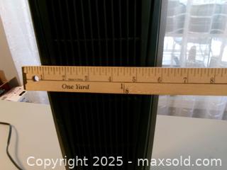 MaxSold Auction: LASKO Ceramic Standing Heater - Covington (Georgia, USA) SELLER MANAGED Downsizing Online Auction - Queensland Lane