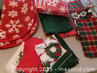 MaxSold Auction: Lot of Christmas Tablecloths, carpets, napkins, pillow cases - Covington (Georgia, USA) SELLER MANAGED Downsizing Online Auction - Queensland Lane