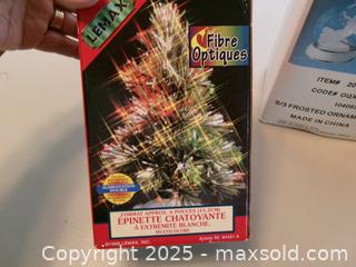 MaxSold Auction: Lot of light up decorations - Covington (Georgia, USA) SELLER MANAGED Downsizing Online Auction - Queensland Lane
