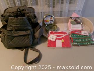 MaxSold Auction: Lot of pet items - Covington (Georgia, USA) SELLER MANAGED Downsizing Online Auction - Queensland Lane