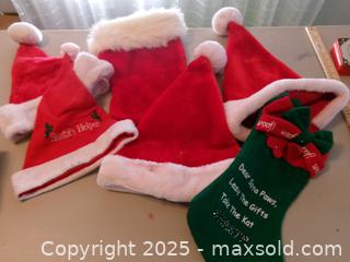 MaxSold Auction: Lot of stocking hats, stocking - Covington (Georgia, USA) SELLER MANAGED Downsizing Online Auction - Queensland Lane