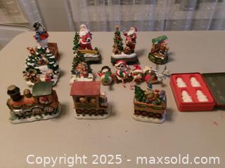 MaxSold Auction: Musical ceramic Christmas decor - Covington (Georgia, USA) SELLER MANAGED Downsizing Online Auction - Queensland Lane