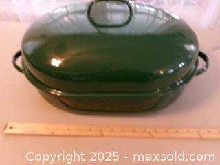 MaxSold Auction: New Large Enamel Roaster Pan - Covington (Georgia, USA) SELLER MANAGED Downsizing Online Auction - Queensland Lane