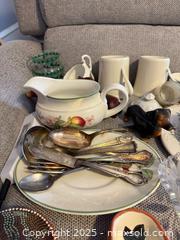 MaxSold Auction: Lot of miscellaneous kitchen items - Lower Moreland Township (Pennsylvania, USA) SELLER MANAGED Estate Sale Online Auction -  Huntingdon Pike (CONDO)                      