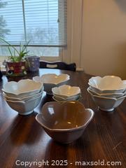 MaxSold Auction: Lot of Small Flower Shaped Bowls and Ramekins - Lower Moreland Township (Pennsylvania, USA) SELLER MANAGED Estate Sale Online Auction -  Huntingdon Pike (CONDO)                      