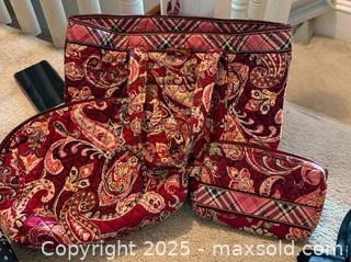 MaxSold Auction: Vera Bradley Piccadilly Plum quilted cotton tote bag and matching accessories.  - Lower Moreland Township (Pennsylvania, USA) SELLER MANAGED Estate Sale Online Auction -  Huntingdon Pike (CONDO)                      