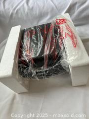 MaxSold Auction: Grilled Cheese Sandwich Maker - Newmarket (Ontario, Canada) SELLER MANAGED Downsizing Online Auction - Wendy Culbert Crescent          