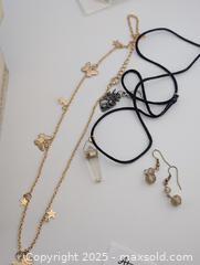 MaxSold Auction: Costume & Fashion Jewelry Box  - Langley (British Columbia, Canada) SELLER MANAGED Reseller Online Auction - 68 Avenue