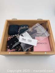 MaxSold Auction: Costume & Fashion Jewelry Lot  - Langley (British Columbia, Canada) SELLER MANAGED Reseller Online Auction - 68 Avenue