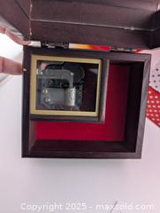 MaxSold Auction: Disney Alarm Clock & Music/Jewlery Boxes (all working) - Langley (British Columbia, Canada) SELLER MANAGED Reseller Online Auction - 68 Avenue