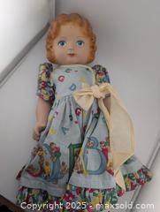 MaxSold Auction: Vintage 1991 Daisy Kingdom Dolls x2 (17"H) - Langley (British Columbia, Canada) SELLER MANAGED Reseller Online Auction - 68 Avenue