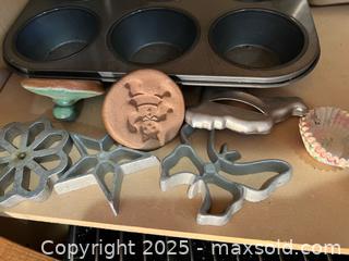 MaxSold Auction: Bakeware! Cookie Cutters Tins Moulds and More - Thousand Oaks (California, USA) PARTNER MANAGED Estate Sale Online Auction - Saxon Place