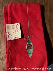 MaxSold Auction: Christmas Decor - Thousand Oaks (California, USA) PARTNER MANAGED Estate Sale Online Auction - Saxon Place