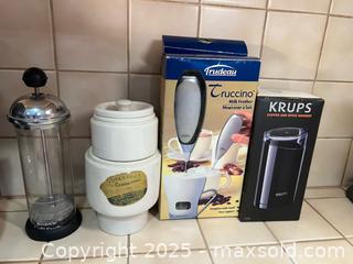 MaxSold Auction: Coffee Station Accessories - Thousand Oaks (California, USA) PARTNER MANAGED Estate Sale Online Auction - Saxon Place