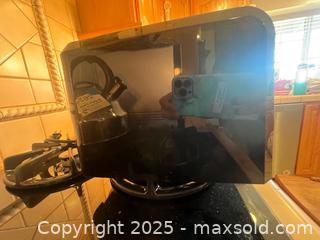 MaxSold Auction: Cuisinart Double Toaster - Thousand Oaks (California, USA) PARTNER MANAGED Estate Sale Online Auction - Saxon Place