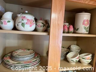 MaxSold Auction: Floral Dinnerware  - Thousand Oaks (California, USA) PARTNER MANAGED Estate Sale Online Auction - Saxon Place