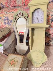 MaxSold Auction: Handcrafted Floral Art Pieces - Thousand Oaks (California, USA) PARTNER MANAGED Estate Sale Online Auction - Saxon Place