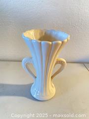 MaxSold Auction: Miniature Mid-Century Vases - Thousand Oaks (California, USA) PARTNER MANAGED Estate Sale Online Auction - Saxon Place