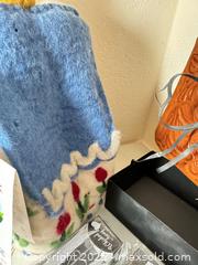 MaxSold Auction: New Gift Items for Giving - Thousand Oaks (California, USA) PARTNER MANAGED Estate Sale Online Auction - Saxon Place