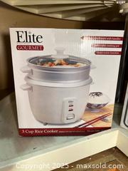 MaxSold Auction: Rice Cooker and a Buffet  - Thousand Oaks (California, USA) PARTNER MANAGED Estate Sale Online Auction - Saxon Place
