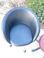 MaxSold Auction: Rolling Chair &#38; Rolling Ottoman  - Thousand Oaks (California, USA) PARTNER MANAGED Estate Sale Online Auction - Saxon Place