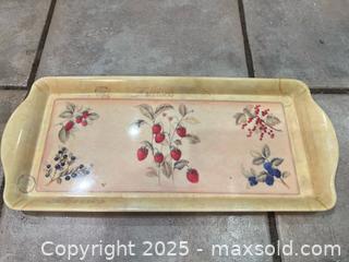 MaxSold Auction: Serving Trays and Trivets - Thousand Oaks (California, USA) PARTNER MANAGED Estate Sale Online Auction - Saxon Place