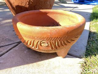 MaxSold Auction: Terracotta Planter Pots - Thousand Oaks (California, USA) PARTNER MANAGED Estate Sale Online Auction - Saxon Place