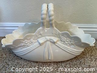 MaxSold Auction: Vintage Collectable Porcelain Baskets  - Thousand Oaks (California, USA) PARTNER MANAGED Estate Sale Online Auction - Saxon Place