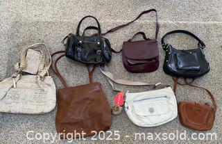MaxSold Auction: Women&#39;s Leather and More Purses! - Thousand Oaks (California, USA) PARTNER MANAGED Estate Sale Online Auction - Saxon Place