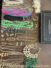MaxSold Auction: Women&#39;s Vintage Jewelry  - Thousand Oaks (California, USA) PARTNER MANAGED Estate Sale Online Auction - Saxon Place