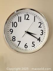 MaxSold Auction: House goods - Kingston (Ontario, Canada) SELLER MANAGED Estate Sale Online Auction -  Norwest Road