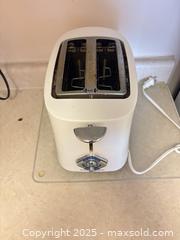 MaxSold Auction: Kitchen items - Kingston (Ontario, Canada) SELLER MANAGED Estate Sale Online Auction -  Norwest Road