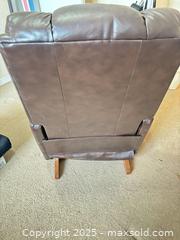 MaxSold Auction: Lay Z Boy recliner - Kingston (Ontario, Canada) SELLER MANAGED Estate Sale Online Auction -  Norwest Road
