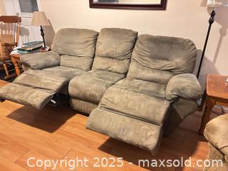 MaxSold Auction: Reclining Sofa - Kingston (Ontario, Canada) SELLER MANAGED Estate Sale Online Auction -  Norwest Road