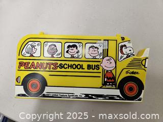 MaxSold Auction: Peanuts School Bus Pencil/Desk Box 1971 Yellow Plastic -  Kingston (Ontario, Canada) PARTNER MANAGED Downsizing Online Auction - Steve Fonyo Drive  (STORAGE)