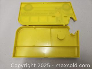 MaxSold Auction: Peanuts School Bus Pencil/Desk Box 1971 Yellow Plastic -  Kingston (Ontario, Canada) PARTNER MANAGED Downsizing Online Auction - Steve Fonyo Drive  (STORAGE)