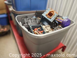 MaxSold Auction: Playmobil Toy Castle Pieces in Bin and Miscellaneous Figurines and Pieces -  Kingston (Ontario, Canada) PARTNER MANAGED Downsizing Online Auction - Steve Fonyo Drive  (STORAGE)