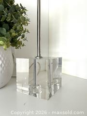 MaxSold Auction: Orb Table Lamp - Toronto (Ontario, Canada) SELLER MANAGED Reseller Online Auction -  Rogers Road (CONDO)
