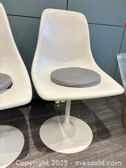 MaxSold Auction: 2 Swivel White Metal Chairs - Toronto (Ontario, Canada) SELLER MANAGED Downsizing Online Auction - Byron Avenue