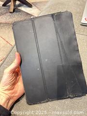 MaxSold Auction: iPad Air 1st Generation - Toronto (Ontario, Canada) SELLER MANAGED Downsizing Online Auction - Byron Avenue