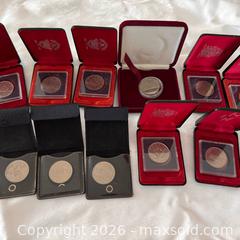 MaxSold Auction: CDN $1 Coins  - Brampton (Ontario, Canada) PARTNER MANAGED Estate Sale Online Auction - Roehampton Crescent