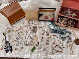 MaxSold Auction: Costume Jewelry  - Brampton (Ontario, Canada) PARTNER MANAGED Estate Sale Online Auction - Roehampton Crescent