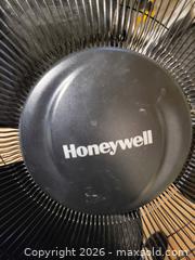 MaxSold Auction: Floor Fan - Brampton (Ontario, Canada) PARTNER MANAGED Estate Sale Online Auction - Roehampton Crescent