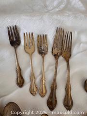 MaxSold Auction: International Silver Flatware  - Brampton (Ontario, Canada) PARTNER MANAGED Estate Sale Online Auction - Roehampton Crescent