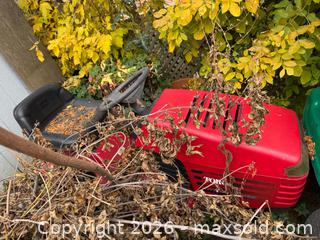 MaxSold Auction: Toro Lawn Mower  - Brampton (Ontario, Canada) PARTNER MANAGED Estate Sale Online Auction - Roehampton Crescent